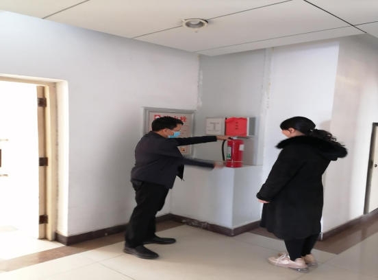 11.19市產控水利投資有限公司開展疫情防控與安全生產檢查(1)190.png