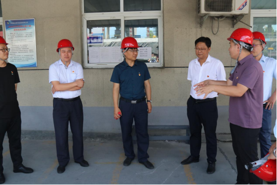 駐馬店市涉案礦產資源企業(yè)托管工作組舉辦能力作風建設主題黨課暨集體廉政談話會 新聞稿 6.221179.png
