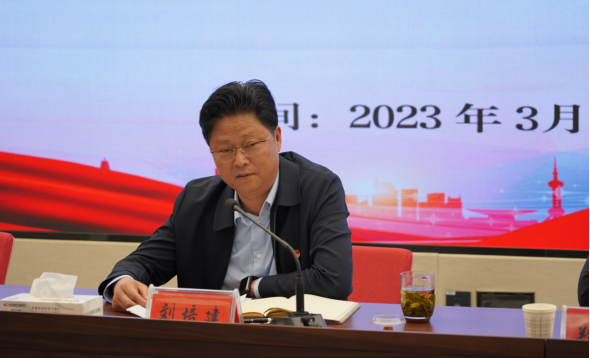 市產(chǎn)業(yè)集團召開黨員大會選舉直屬單位黨委、紀(jì)委639.png